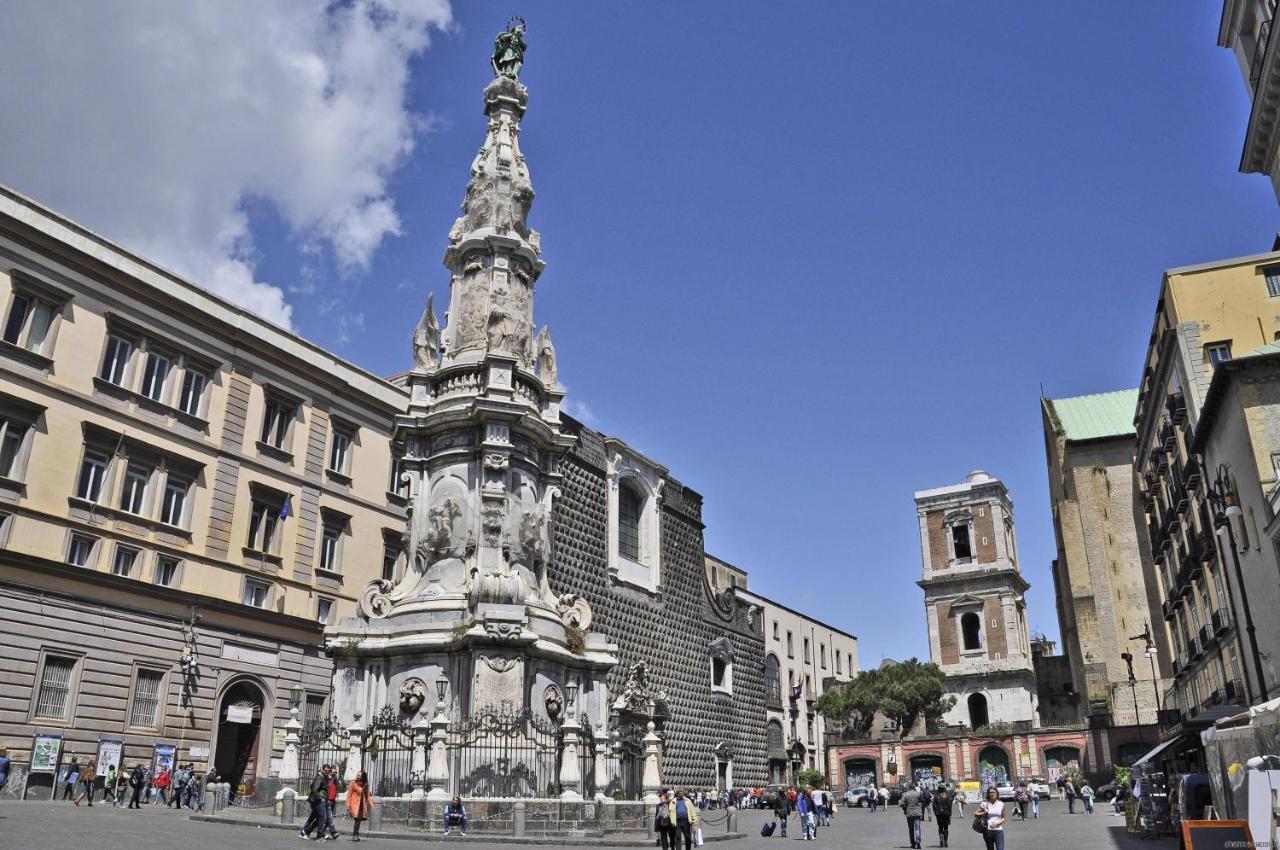 Casetta Soriano - Piazza Dante เนเปิลส์ ภายนอก รูปภาพ