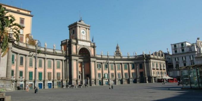 Casetta Soriano - Piazza Dante เนเปิลส์ ภายนอก รูปภาพ